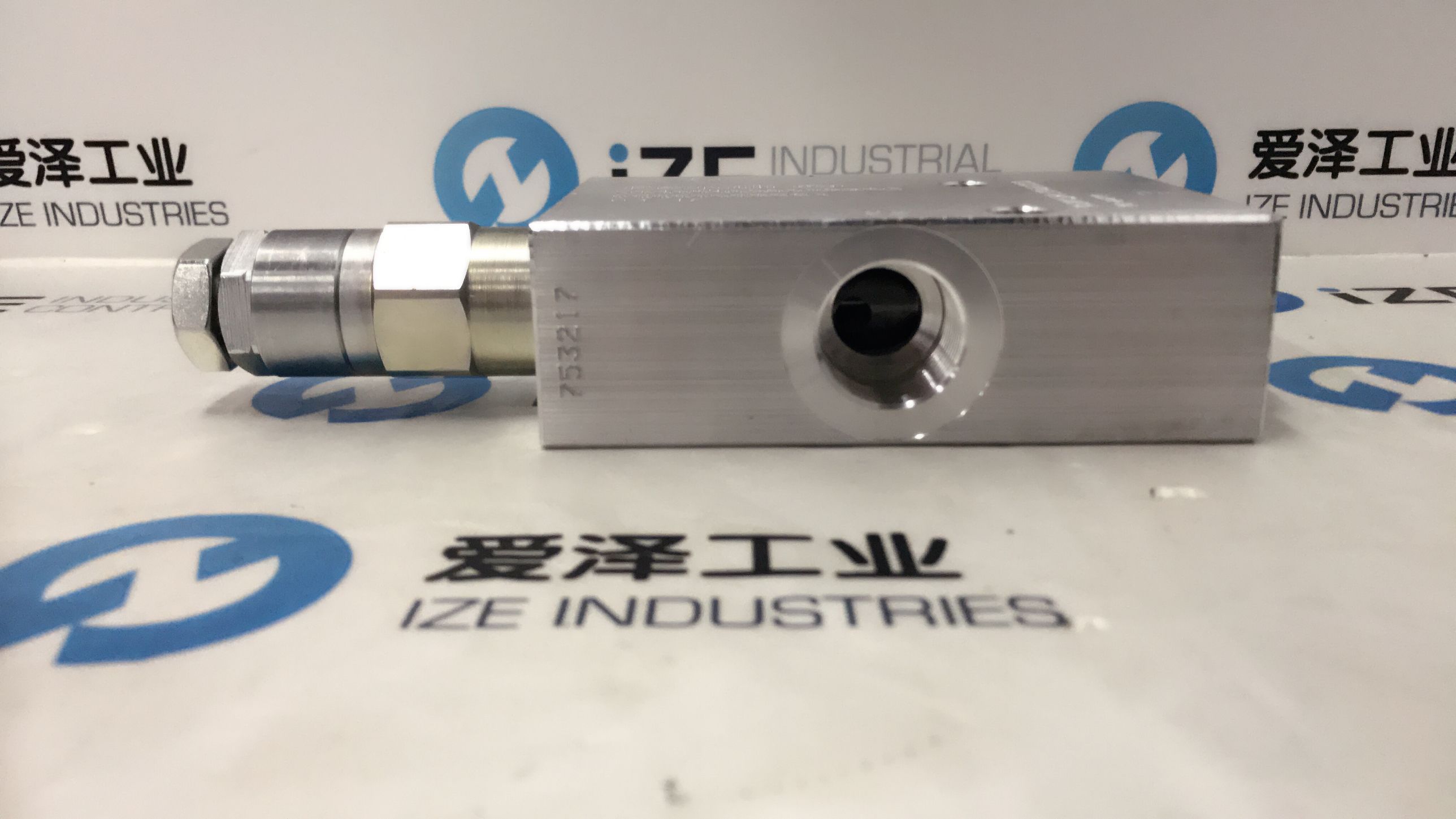 REXROTH 054162030420000 愛(ài)澤工業(yè) izeindustries 發(fā)貨照片 (2).JPG