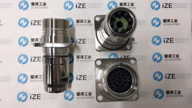 連接器1.jpg 連接器1.jpg